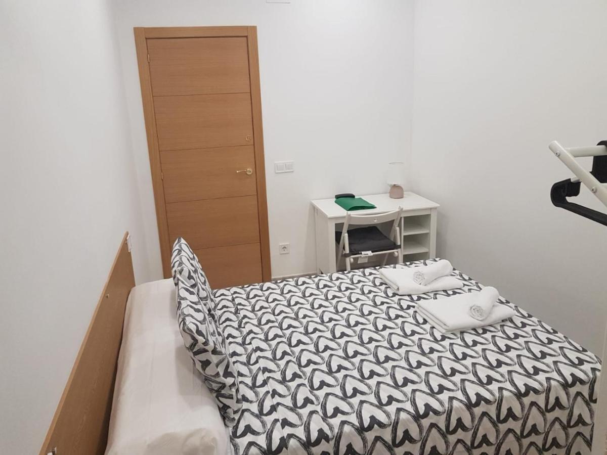 Отель Coliving New San Bernando Мадрид Экстерьер фото